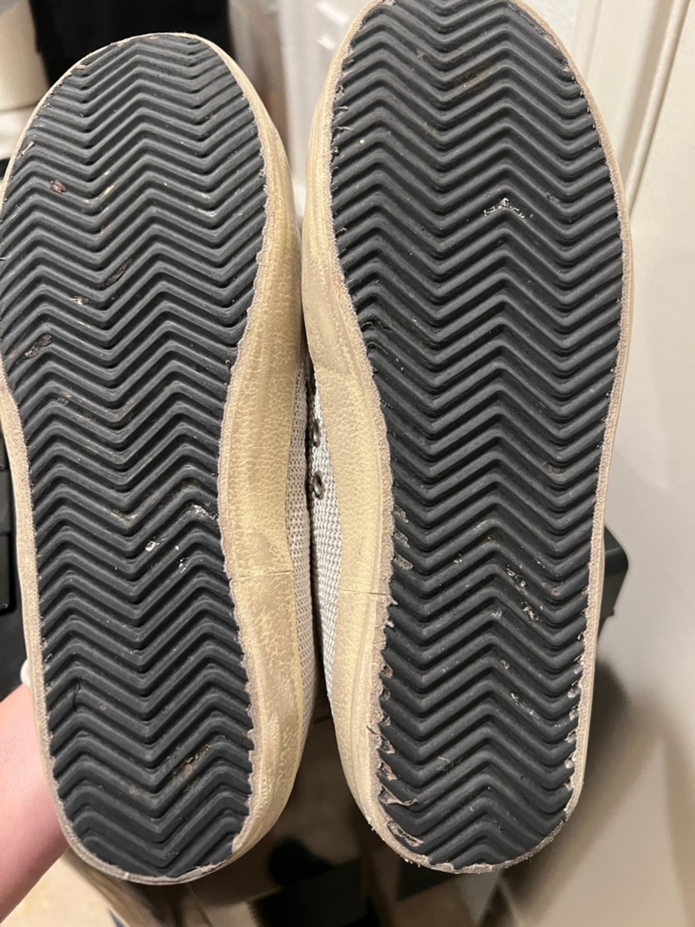 Golden Goose Beige White Sneakers with Leopard Star - Picture 4 of 8